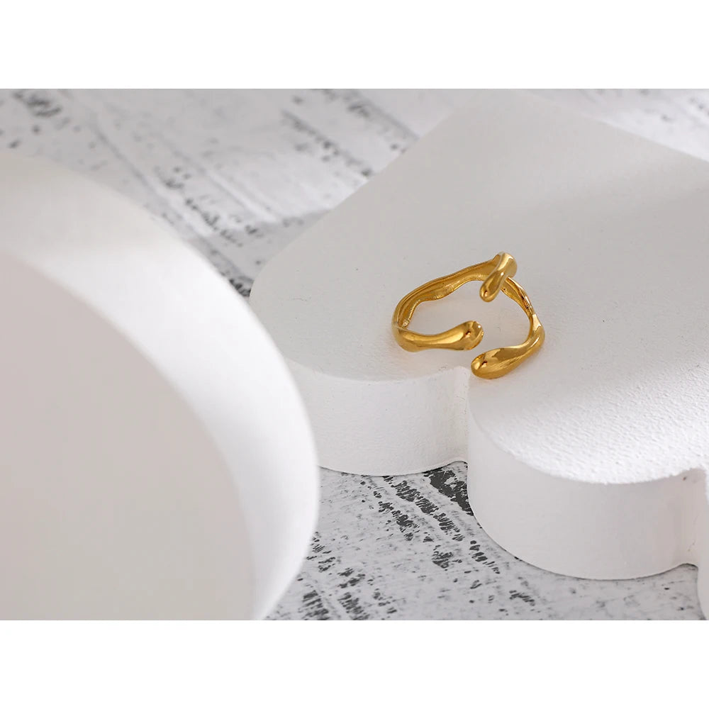 Anel Calissé Banhado em Ouro 18K