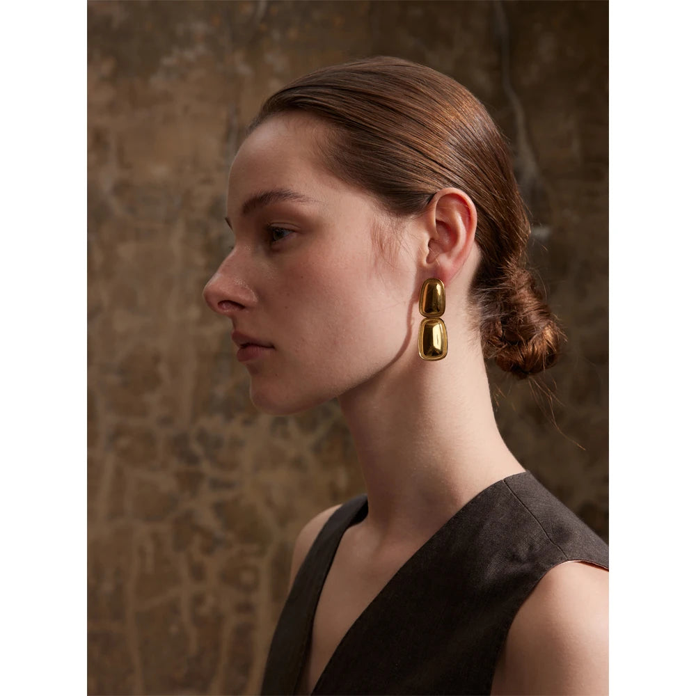 Brinco Duomo Banhado em Ouro 18K