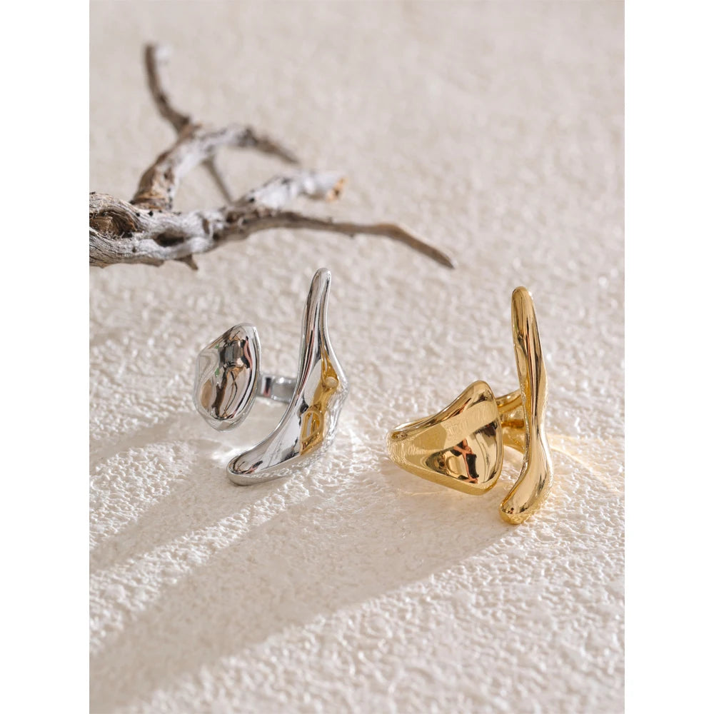 Anel Morvyn Banhado em Ouro 18K