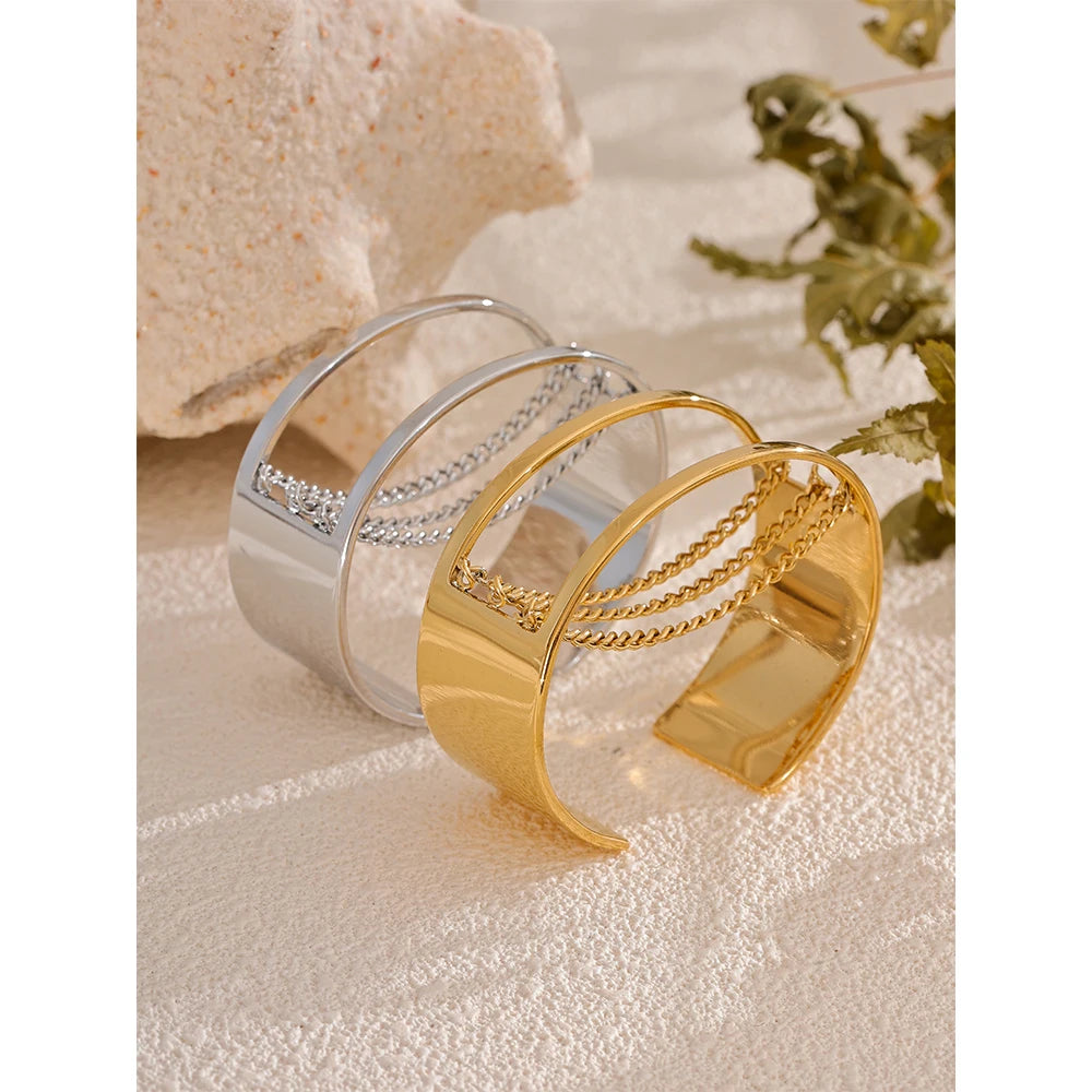 Anel Lyon Banhado em Ouro 18K