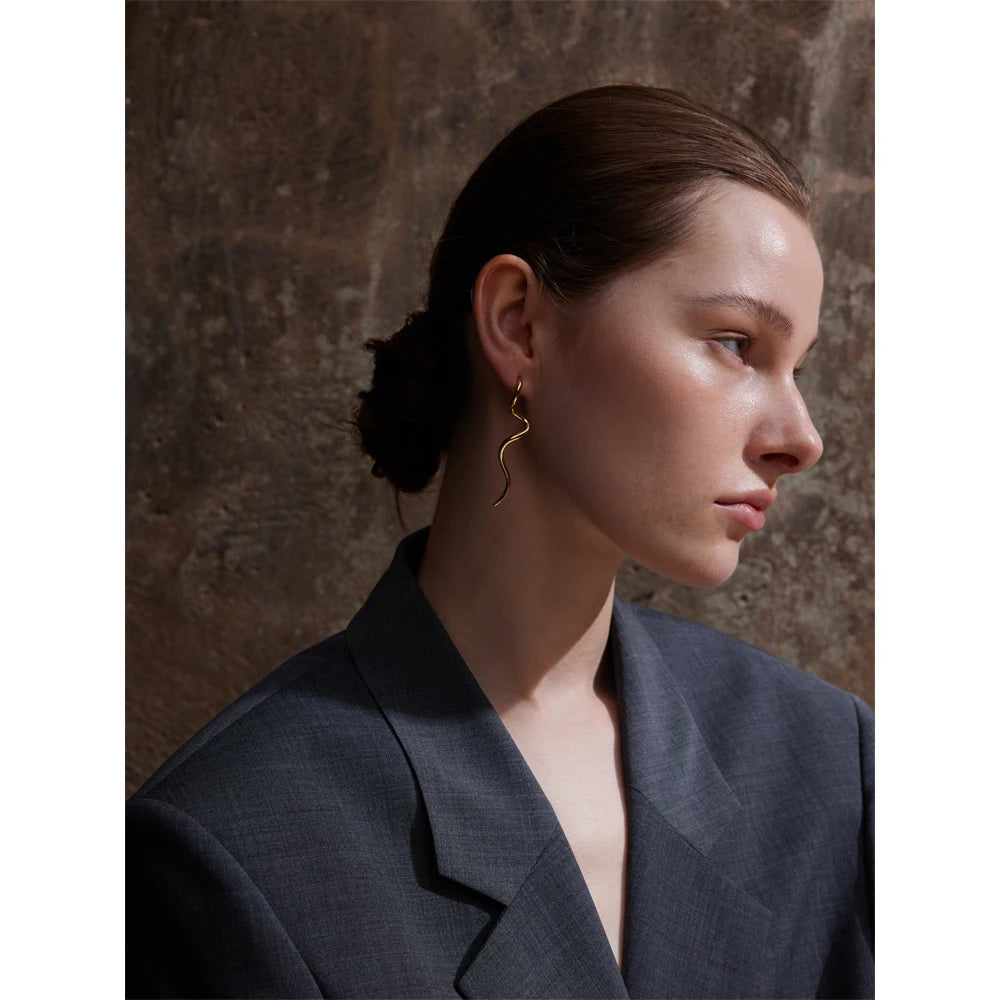 Brinco Luminosità Banhado em Ouro 18K