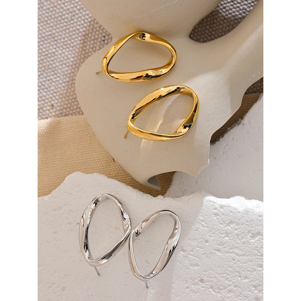 Brinco Lumiera Banhado em Ouro 18K