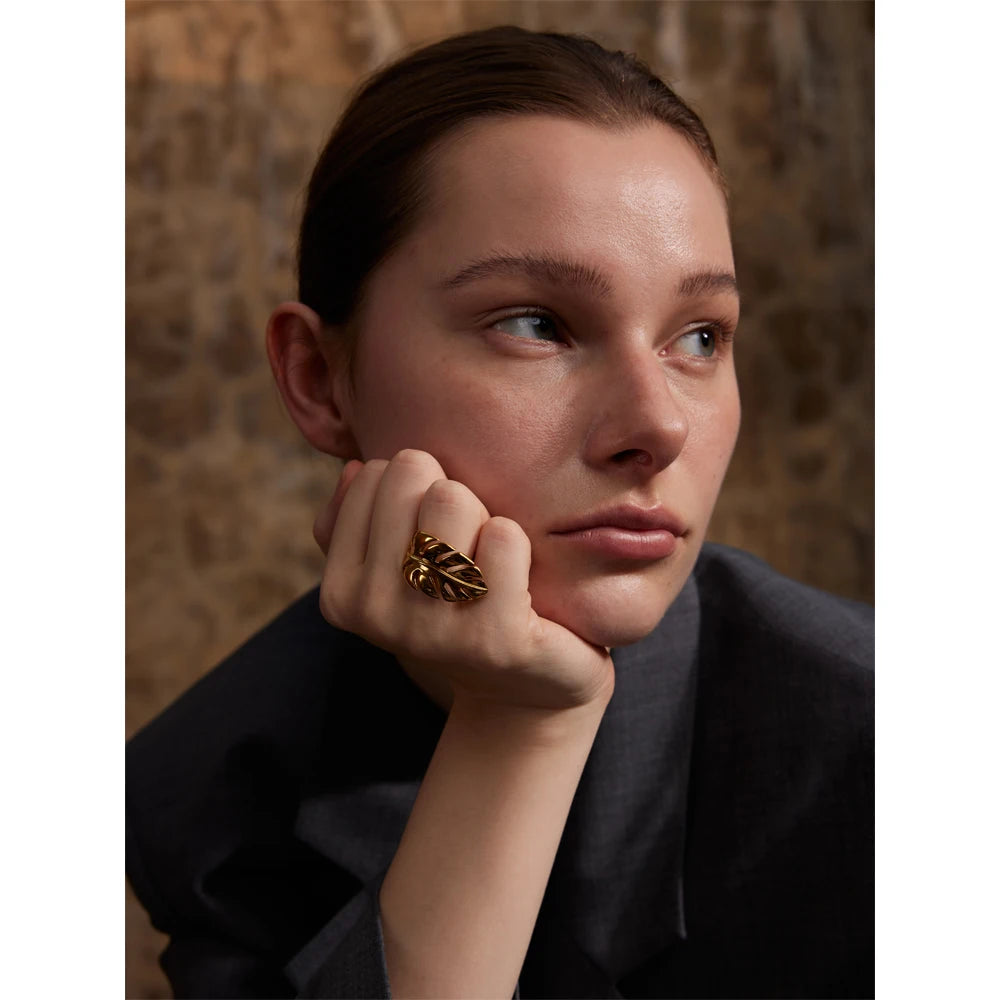 Anel Ravyn Banhado em Ouro 18K