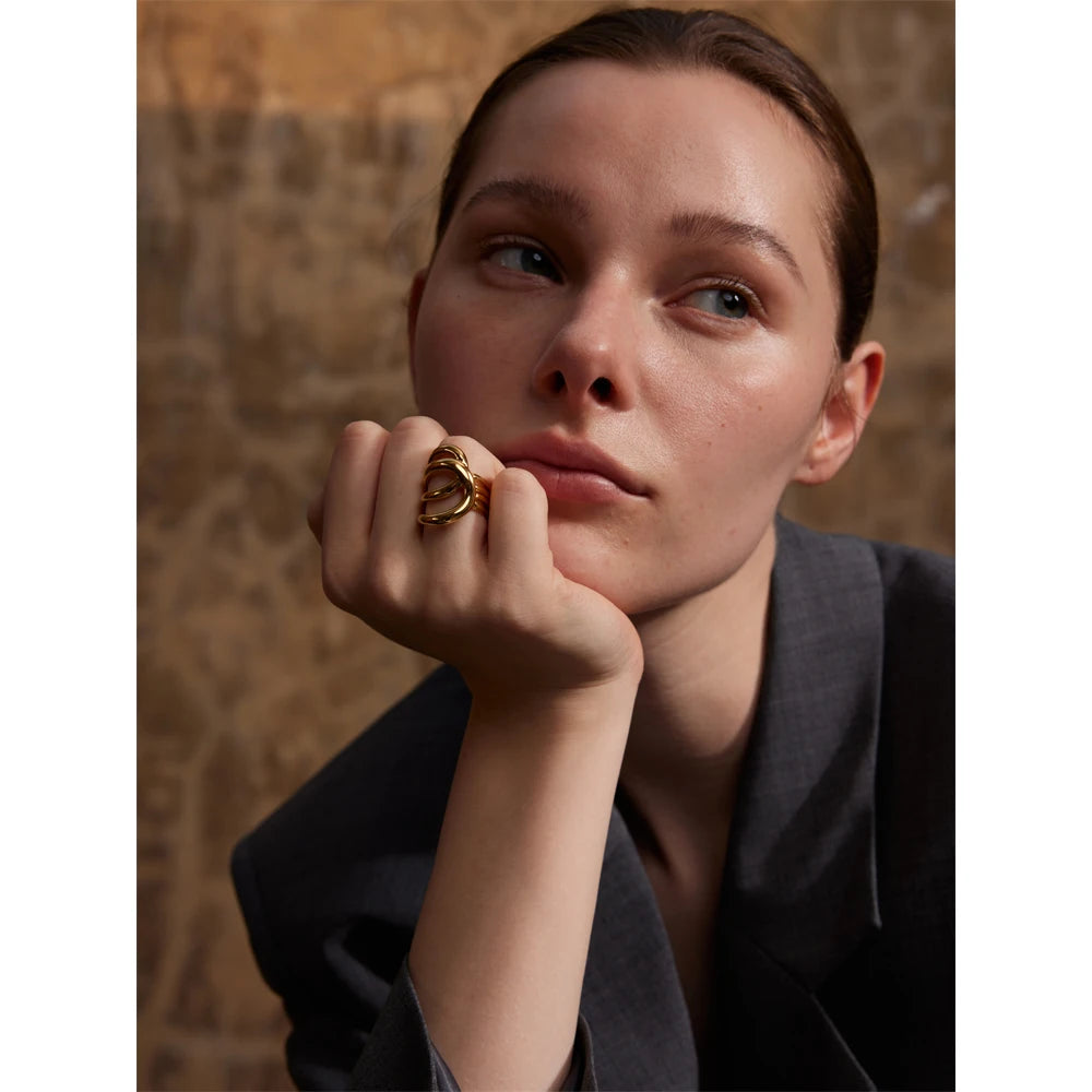 Anel Myrelle  Banhado em Ouro 18K