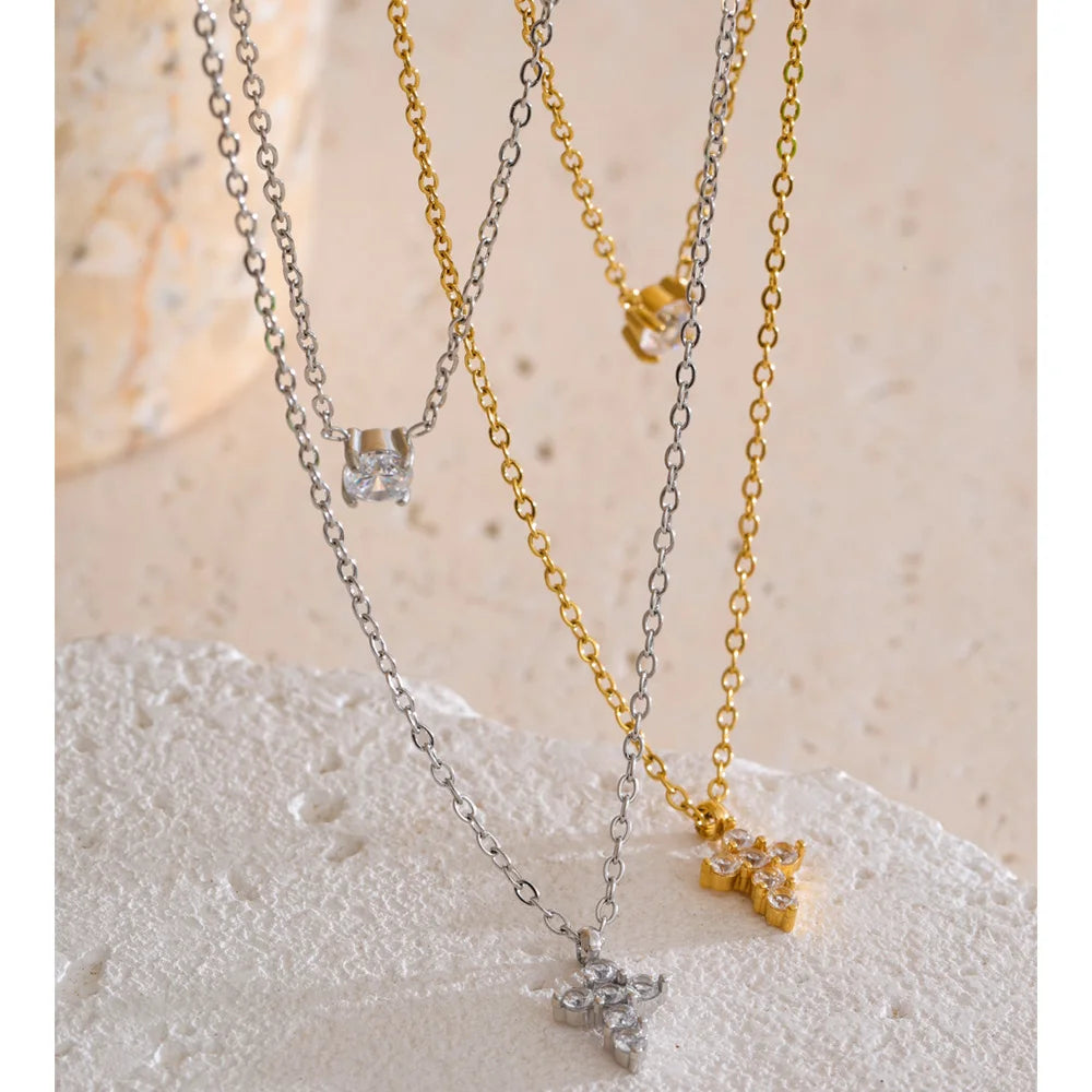 Colar Divinita Banhado em Ouro 18K