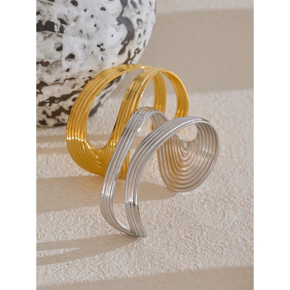 Anel Julia Banhado em Ouro 18K