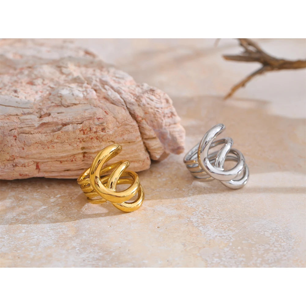 Anel Myrelle  Banhado em Ouro 18K